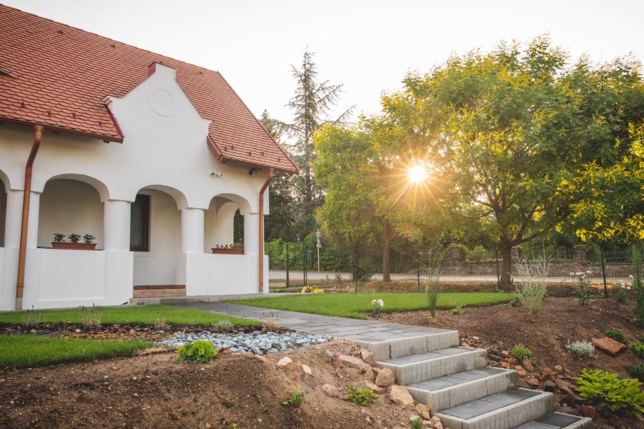 Vitorlas Vendeghaz Revfulop Exterior photo